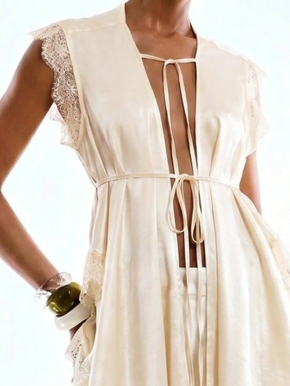 Beige Casual Women's Minimalist Lace Tie Detail Asymmetrical Hem Sleeveless Top - Picture 6 of 6